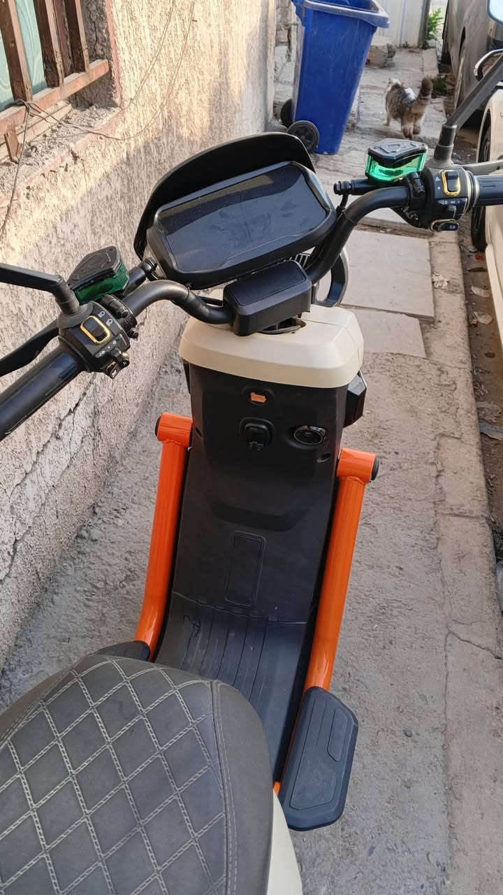 للبيع او مرواس كهربائية بوليسي السعر600الف تلفون ***********
