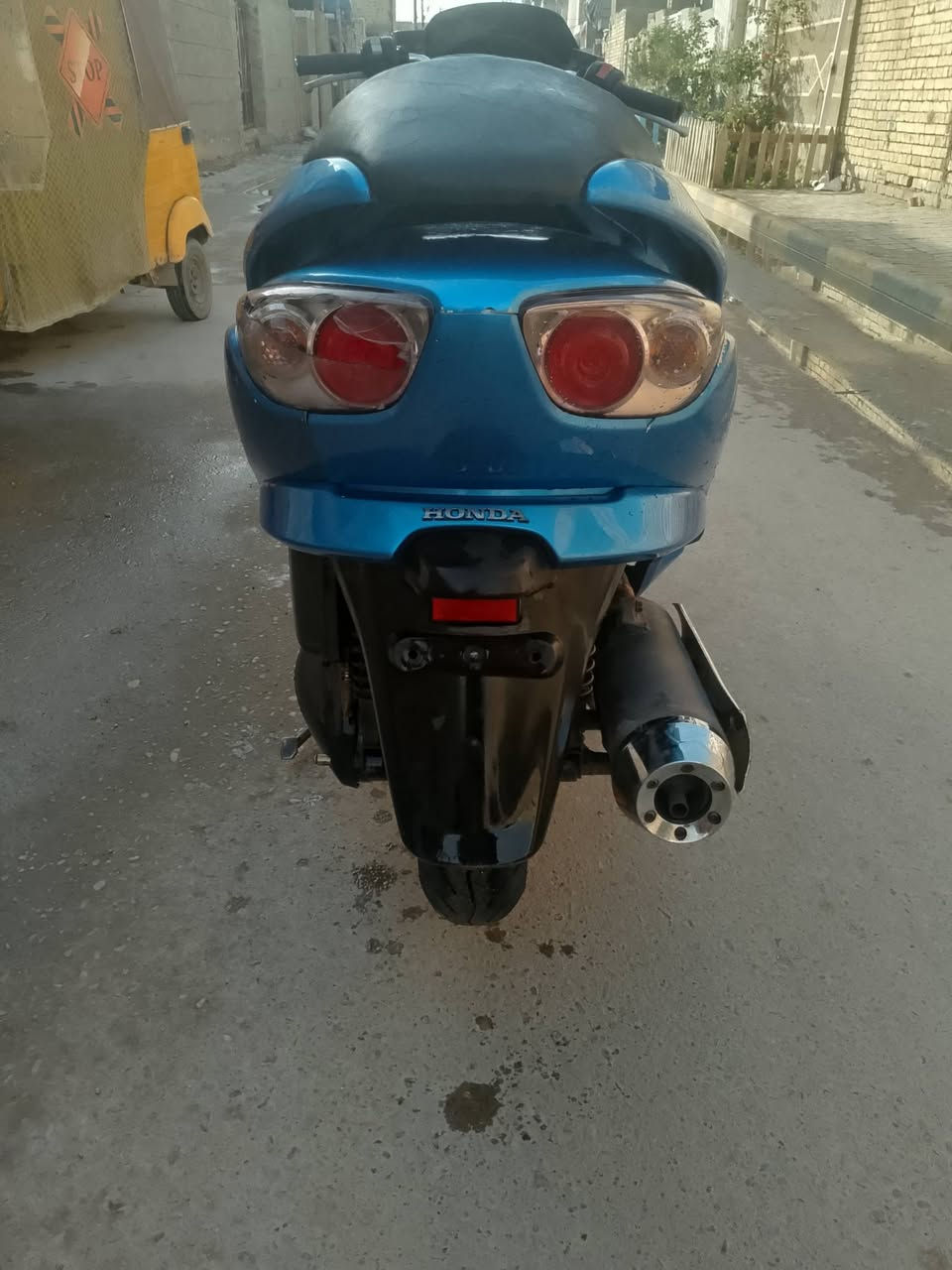 السلام عليكم فورزه للبيع كير شغال الدراجه نضيفه السعر مليون او بيها مجال للاستفسار  رقم الهاتف ***********
