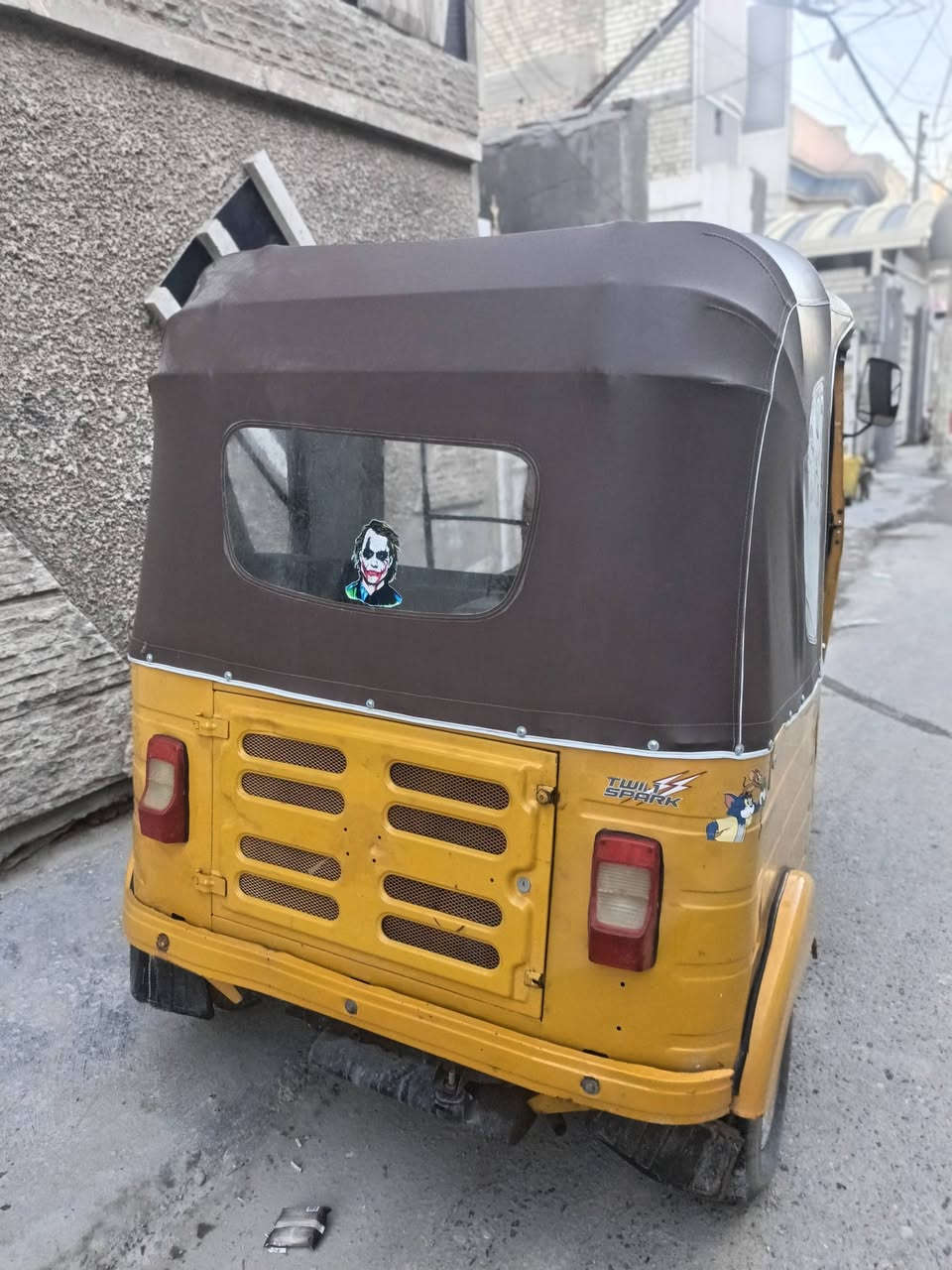 سلام عليكم تكتك موديل 19 شهر 4 تكتك حلوه ونضيفه بيه نوقص خفيفه سعر تكتك( 5) وبيه مجال بصيط رقم ***********  ملاحضة( تكتك اوراق بسمي اني راعيعه رسمي) عنوان بغداد الشعب
