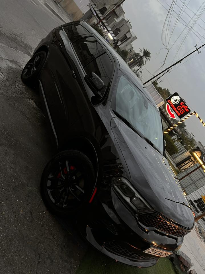 دوج دورنكو 2021 
جيتي gt بلاك تووب 
داخل جلد 
استرين دركه D
شفتات سترين 
تشغيل عن بعد دبل بصمه 
بجم زينون 
شاشة ايباد كار بلي واير ليس 
ماشيه 61 
بدون نقص كامله للأخير 
رقم هزه سنويه كله جديد 
حادث ربع جاملغ امامي شرط بدون دواخل  صور حادث وسونار مرفقه 
كير محرك شرط الفحص
ايرباك سستيم
توقف ذاتي عند الرجوع
إطفاء وتشغيل المحرك عند التوقف 
مرايا جانبيه عاكسه للضوء مع تدفئه
مكان 
بغداد العامريه 

***********
