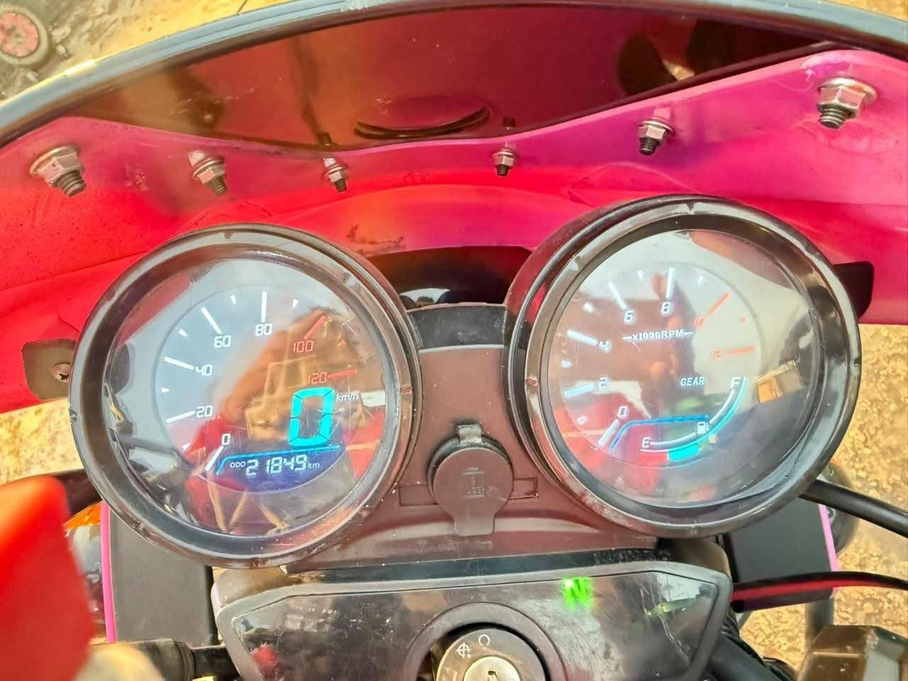 السلام عليكم
دراجه دايوان جبلي للبيع موديل 2024 الدراجه مكفوله كفاله عامه ونضيفه ومامشتغله دلفري رقم اربيل محرك 200cc شرط التحويل والدراجه الله شاهد لو مامحتاج مابيعها دراجه الله شاهد حته احلى من الصوره تجي وتشوف بعينك الدراجه رايدها ب2500 قفل لحد يكلي شدعوه لين هاذ الموديل مرغوب واقوى من الحديث ودراجه نضيفه مامتعوبه شوف عينكم حته مماشيه هواي بعدها على وظع الشركه وذا متصدك جيب فيتر وجيك


**إذا كنت صاحب هذا الإعلان وتريد حذفه لأي سبب، رجاءا أرسل رسالة إلى الدعم الفني**