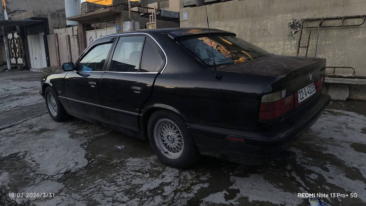 بي ام 252 مسكر سياره شوي هملتها يعوزها مصرف شي قليل مابيها ضرر مصبوغه جماليه 
المكان الموصل ***********... 65$
