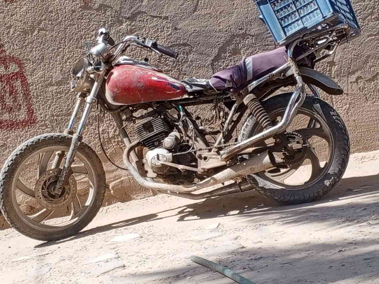 للبيع
جني دبل بلك محرك نضيف 
خان بني سعد  
دراجة نقصها كهربائيات يلة تشتغل متروكة 
***********
