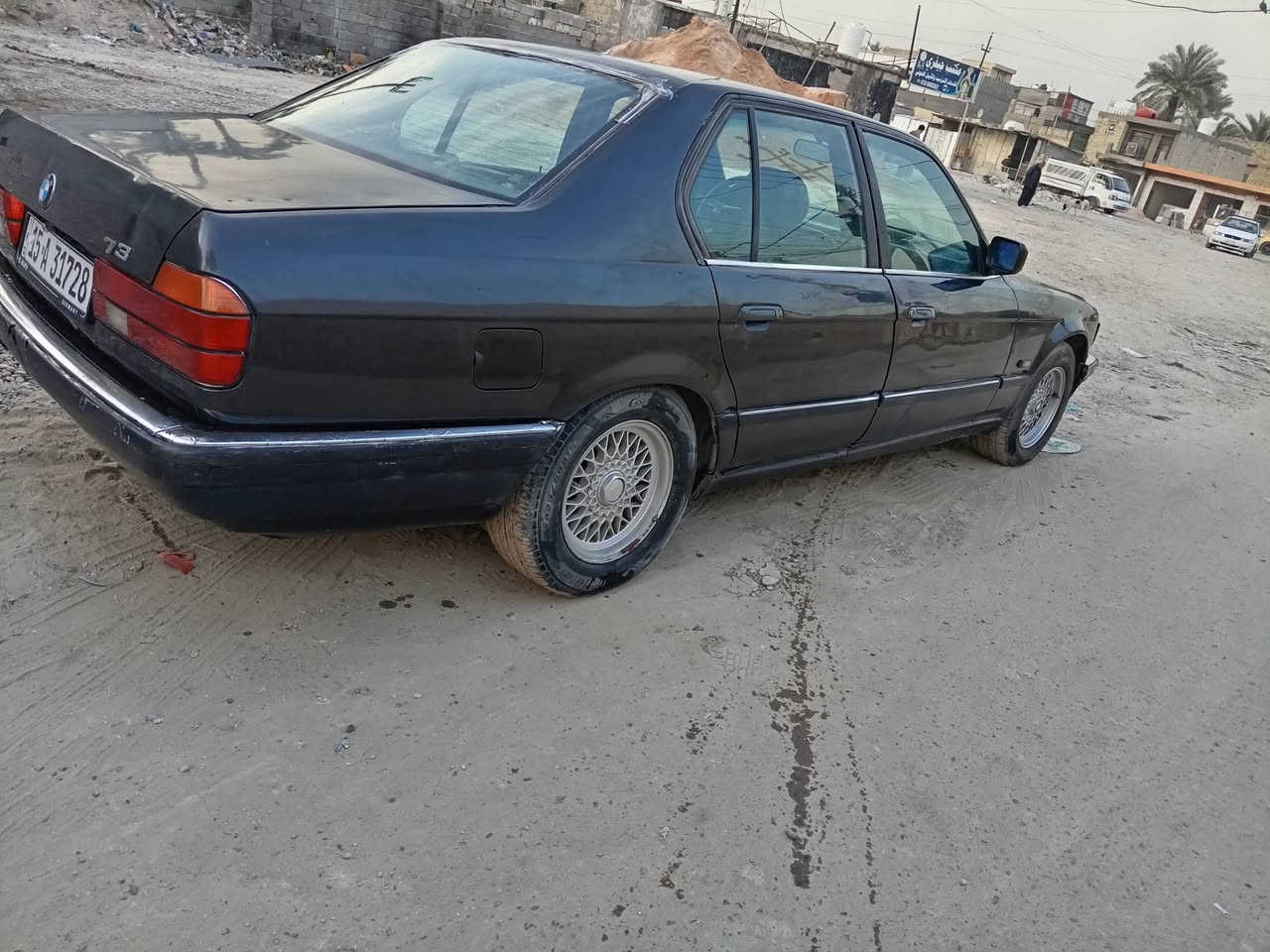BMW 735
رقم انبار مشروع وطني بسمي
محرك مفتوح سته سلندر
كير اوتو
تبريد ثلج
ترايهه وين مايعجبك شغل واطلع
نقصهه صدر نص عمر
للمراوس    شعندك نزل   
٤٨
***********
مكاني بغداد

