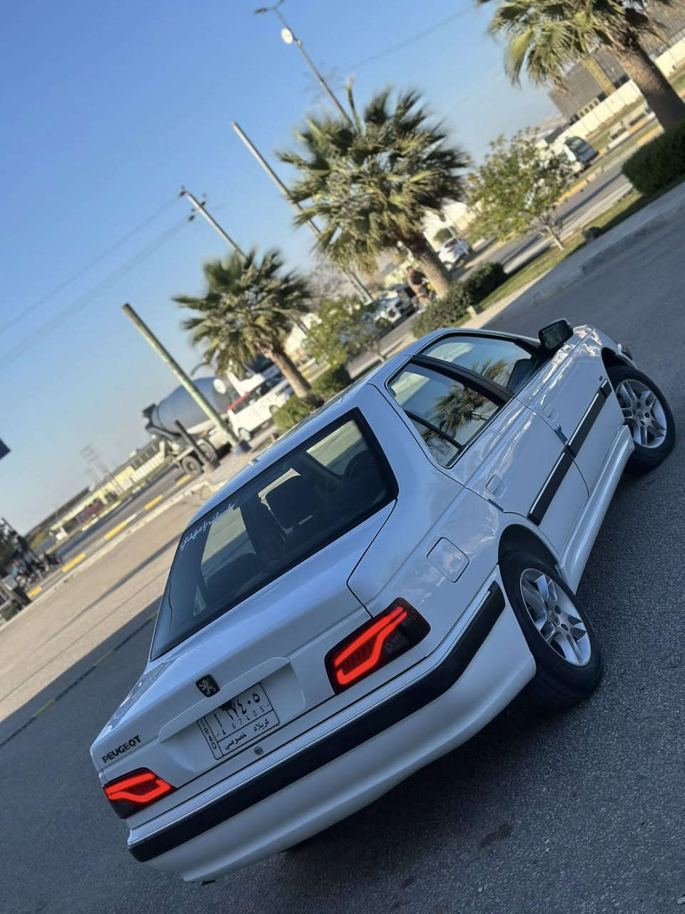 السلام عليكم بيجو بارص 2023 استلام شركة بأسمي 
تبريد قطعتين كشنات كهرباء نظام ايكو اقتصادية شاشة كامره تحكم ستيرن 4 دسكات مانع انزلاق ABS تخم تاير بحاله جيدة تبريد ثلج خير من الله مكينة جديده حداديه نص عمر السعر 77 وبيها مجال للأستفسار *********** / ***********
