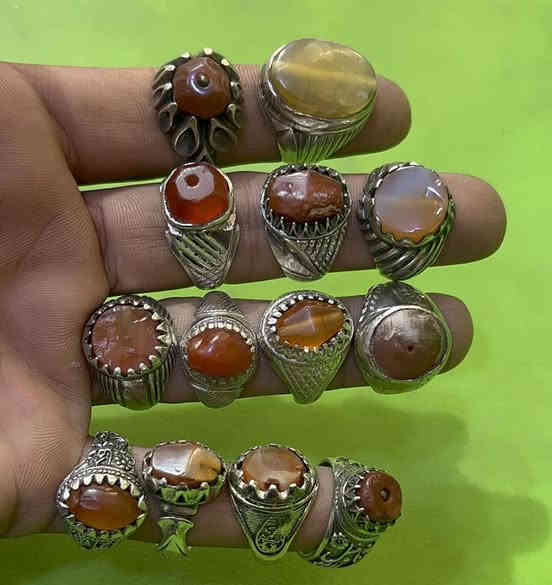 اللهم صل على محمد وال محمد 
العقيـق الأصلي 
للاستفسار *********** 
كروب هواة الاحجار الكريمة النادرة
