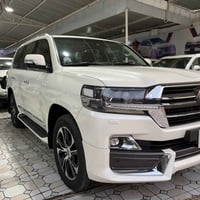 لاندكروز VXS • ٢٠٢١ • رقم بغداد