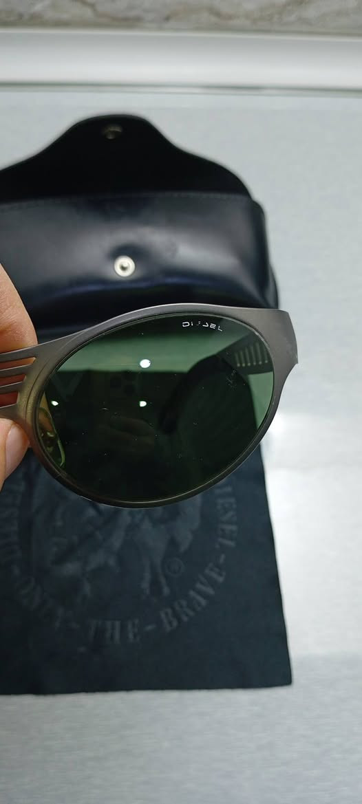 نظارة ماركة ديزل إيطالي اصلي
عدسات زجاج سميك

فلتر uv400 لحماية العين من أشعة فوق البنفسجية 

اطار معدن

قياس 60

انتاج قديم

للاستفسار: واتس اب ***********
