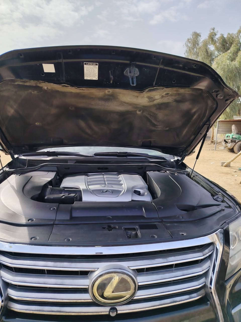 لكزز ١١ مكفوله.كامل المواصفات مكان بغداد الدوره ***********
