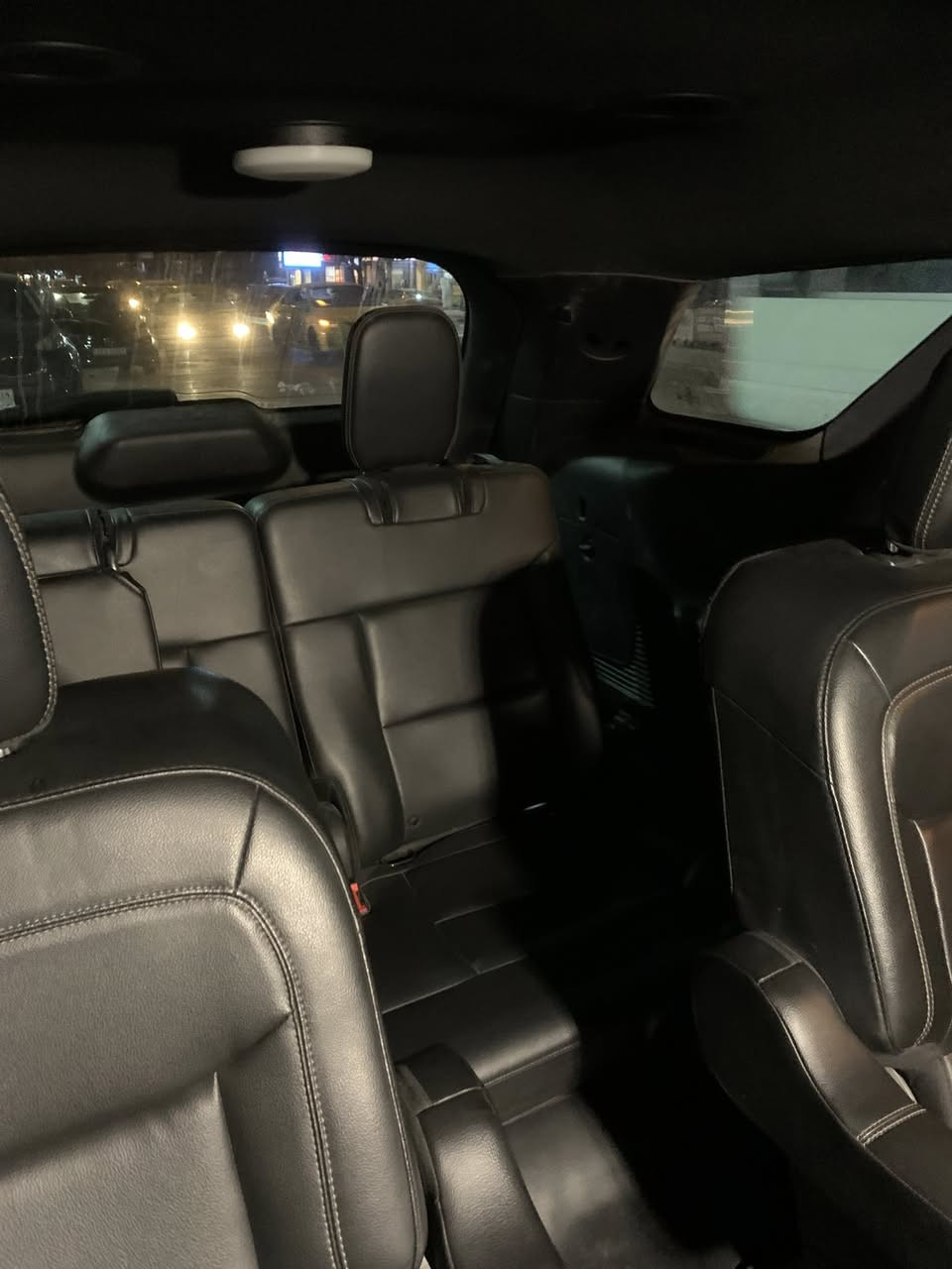 Ford Explorers Police 2023 V6
اكسبلورر بوليسي هايبرد حادث السياره بارد بالصندوق على گد كف اليد بدون تبديل بدون ايرباك السياره ماشيه 20 صبغ 4 ابواب لانه اجت من امريكا بيبان لون ابيض السياره مكفوله من الحادث عدا باب الصندوق بي بارد مرقم بغداد بأسمي اني المستورد شادلهه كشنات مال لمتدد سياحي 7 راكب ومشتريلهه فرس بعده ما مشدود انطي وياها الارضيه مغلفه جلد وعازل حراري السعر النهائي بدون عمله 190 بدون مراوس رقمي ***********
