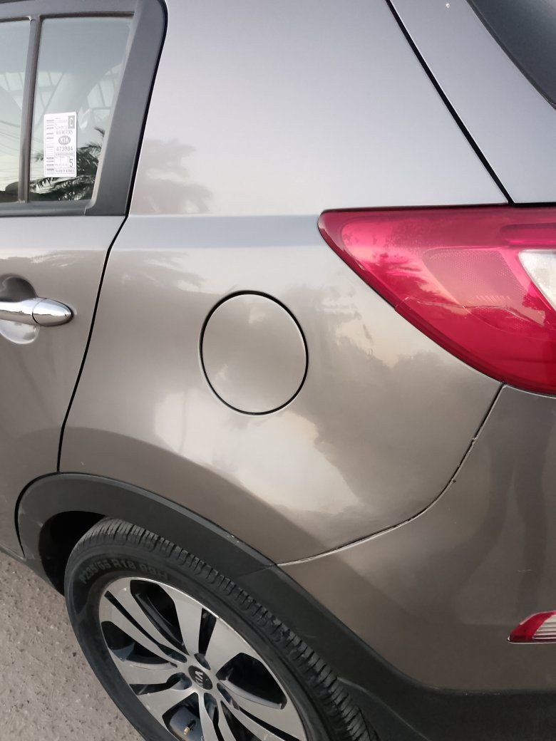 🚗 سيارة للبيع – كيا سبورتاج
🔹 النوع: Kia Sportage
🔹 الموديل: 2014
🔹 اللون: رصاصي
🔹 المواصفات: خليجي
🔹 الملاحظات: بيها ضربة خفيفة شبر يم قبق البنزين
السياره مناقصها اي شي 
💰 السعر: حسب الاتفاق / قابل للتفاوض 160$
📞 رقم الهاتف: ***********
📱 متواجد اتصال / واتساب فقط
