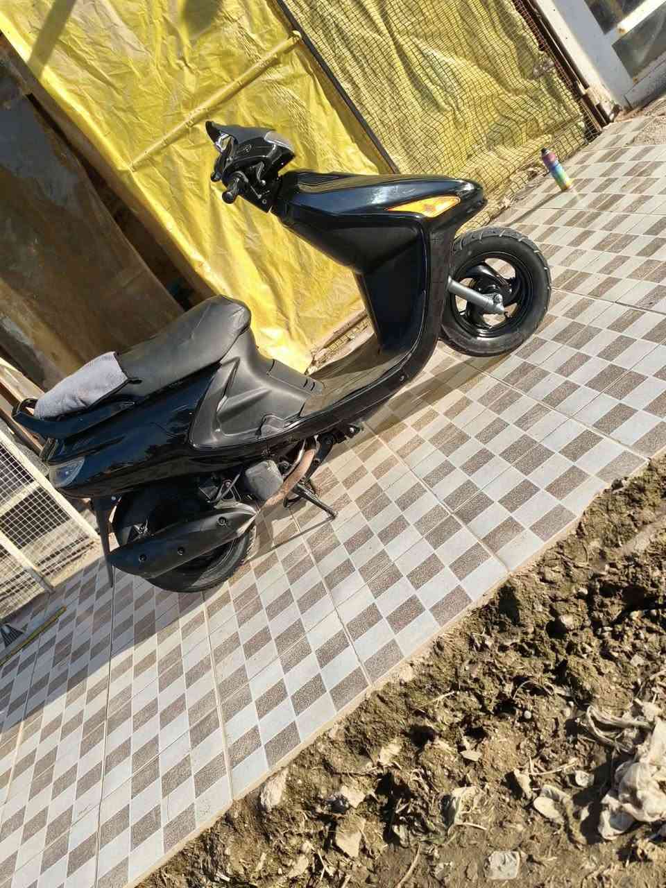 سلام عليكم دراجه للبيع الدراجه النضافه فول قبل 3ايام طالعه من الرمبه الدراجه فول الفول مابيها نقص كلشي السعر خاص الرقم ***********
