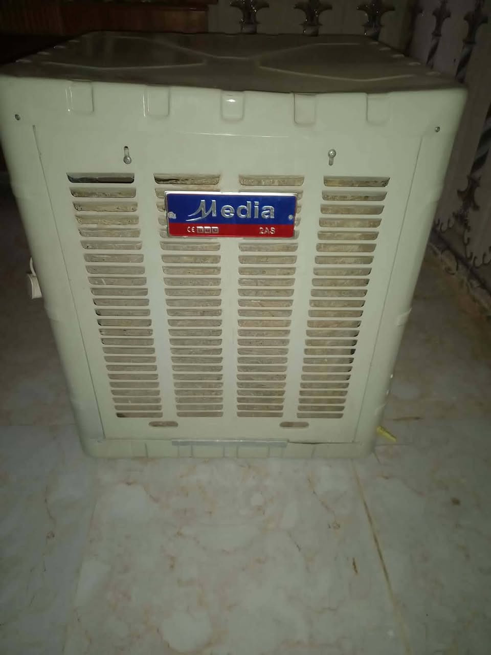 السلام عليكم مبرده جديده نوعيه منتازة ضمان ومان مشتغله مرة بس السعر 130وبيها مجال  اتصل بنا وتدلل حبيبي ❤️🫶
***********
أبو ابراهيم الويسي
