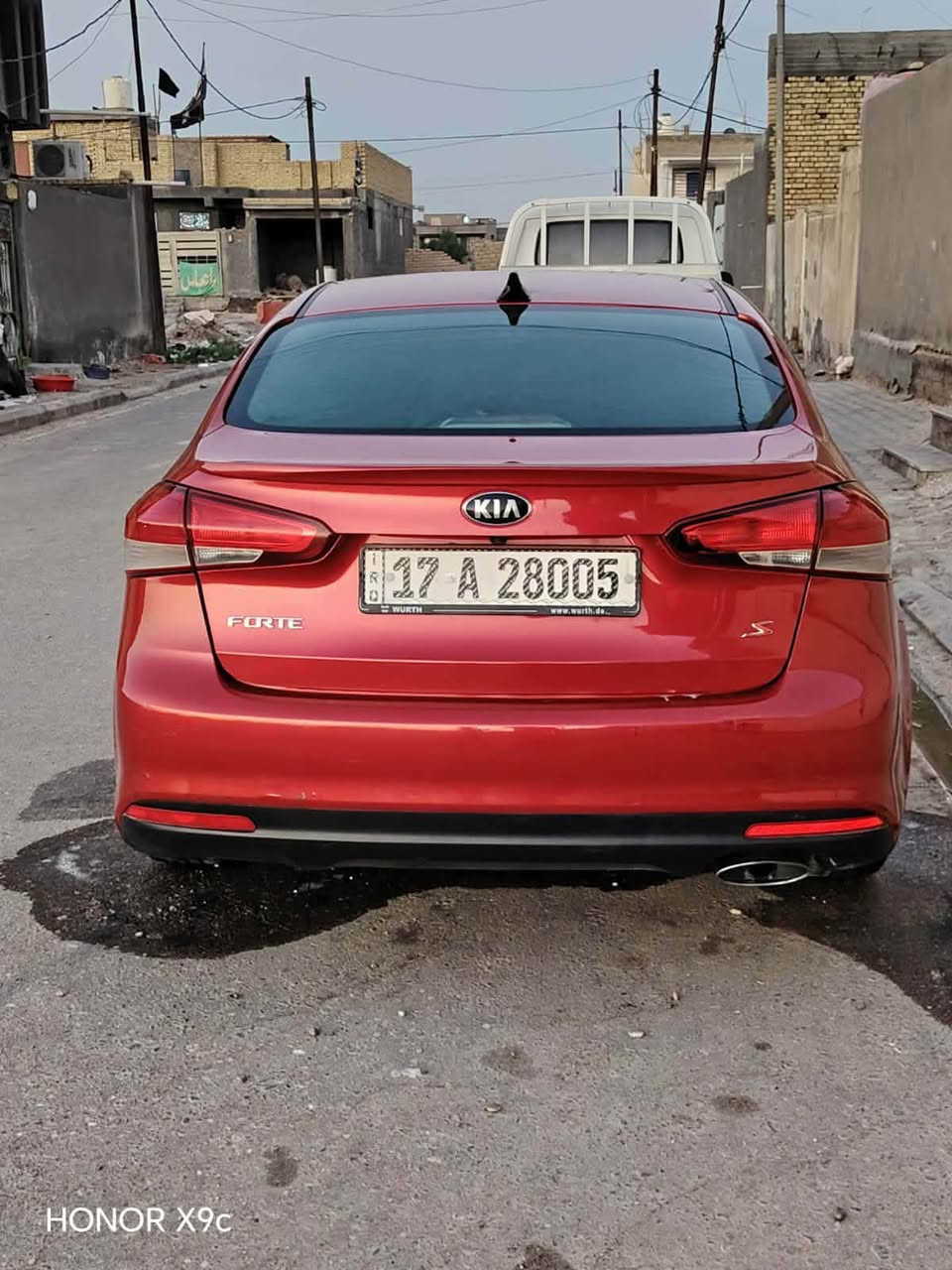 السلام عليكم
فورتي ١٧ sمحرك ٢٠٠٠ دوش ماشية ٨٢ مكفولة من صبغ ومن بارد فقط بنيد بدون ارباك جاهزه من كلشي مكينة وكير وحدادية وتخم تاير وتبريد شرط الفحص بدون اي ضرر عابر السعر ١٢٢ وبية مجال للطيبين
العنوان السماوه 
***********الانتصال فقط عل متواجد عل فيس
مكلف بنشر
