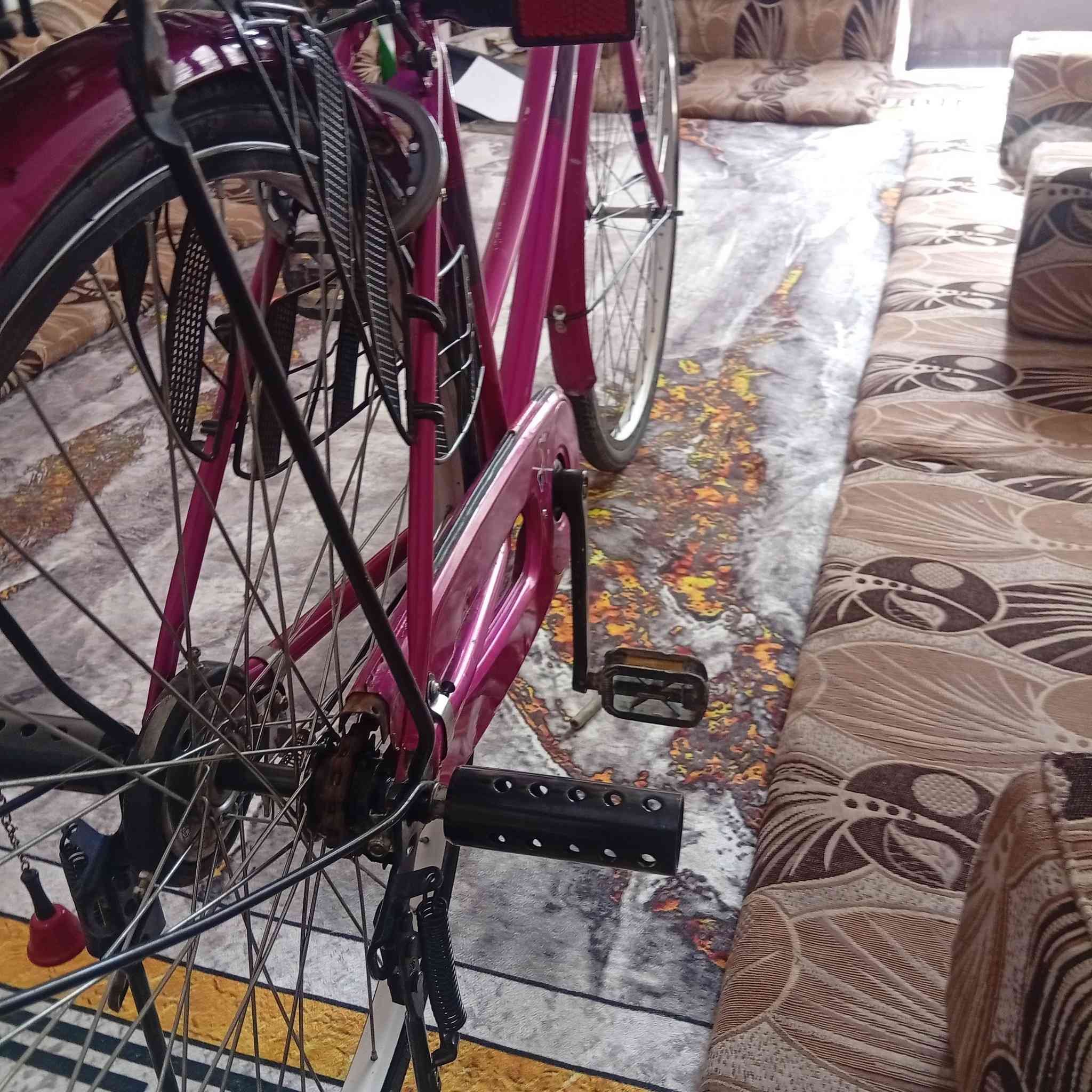 سلام عليكم باسكل بطه حجم 26 نضيف ختم واحد حاويا دسك 90باسكل كلا مختم سعر 115بي مجال 
مكان كربلاء حي العسكري


**إذا كنت صاحب هذا الإعلان وتريد حذفه لأي سبب، رجاءا أرسل رسالة إلى الدعم الفني**