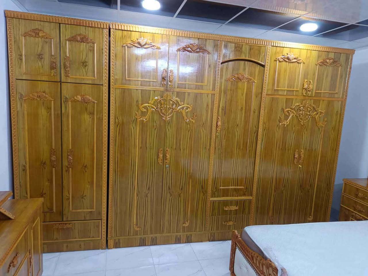 غرف نوم جديد من معمل مامستعمل 
      بسعر  《  950  الف 》
     انواع الوان الدوشمه 
  للتواصل والاستفسار على خاص


**إذا كنت صاحب هذا الإعلان وتريد حذفه لأي سبب، رجاءا أرسل رسالة إلى الدعم الفني**