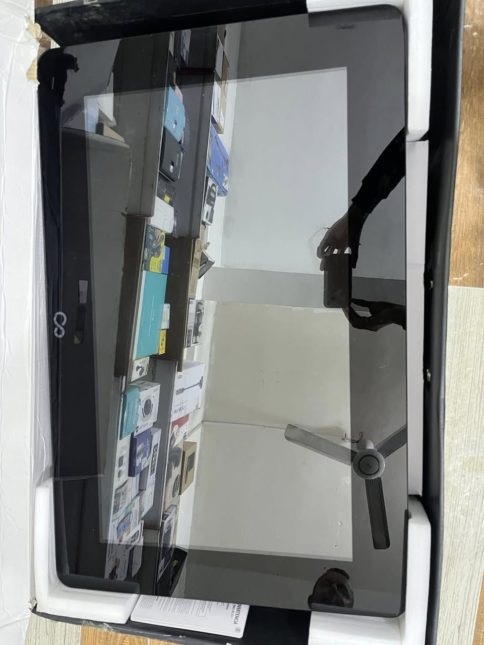 طاوله مال العاب الكترونيه طلعت بهذا الشكل ملحقاتها كامله البيع فحم السعر ٥٠ فقط


**إذا كنت صاحب هذا الإعلان وتريد حذفه لأي سبب، رجاءا أرسل رسالة إلى الدعم الفني**