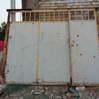 باب • للبيع