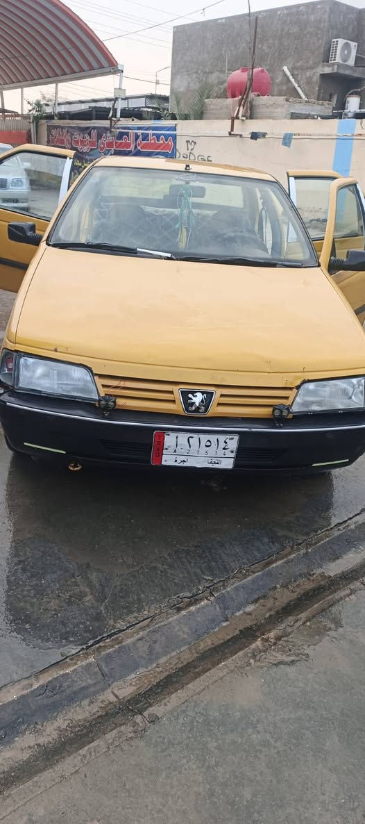 السلام عليكم للبيع بيجو روى موديل 2009 رقم نجف ألماني سنويه,2028
مكينه كير شرط حداديه جديده مشط جديد تخم تاير صار اسبوع من شاده

باتري جديد كهربائيات كله شغاله تبريد شغال كشره نضيف  غرامات مصفره السعر 25 اوبيه مجال بسيط  تحويل مباشر ***********
 مكان الشاميه ناحيه
