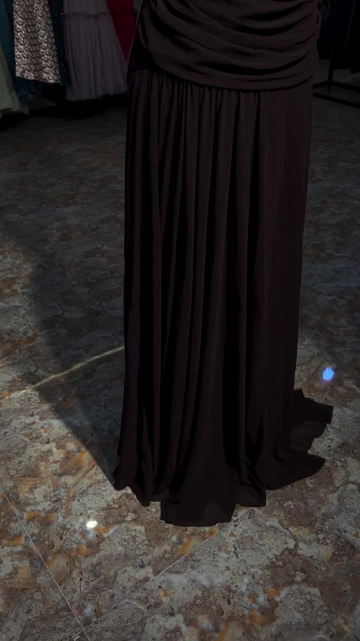 فستان للبيع ملبوس ساعتين بس سعر ٥٠ وبي مجال بينو شال معانو


**إذا كنت صاحب هذا الإعلان وتريد حذفه لأي سبب، رجاءا أرسل رسالة إلى الدعم الفني**