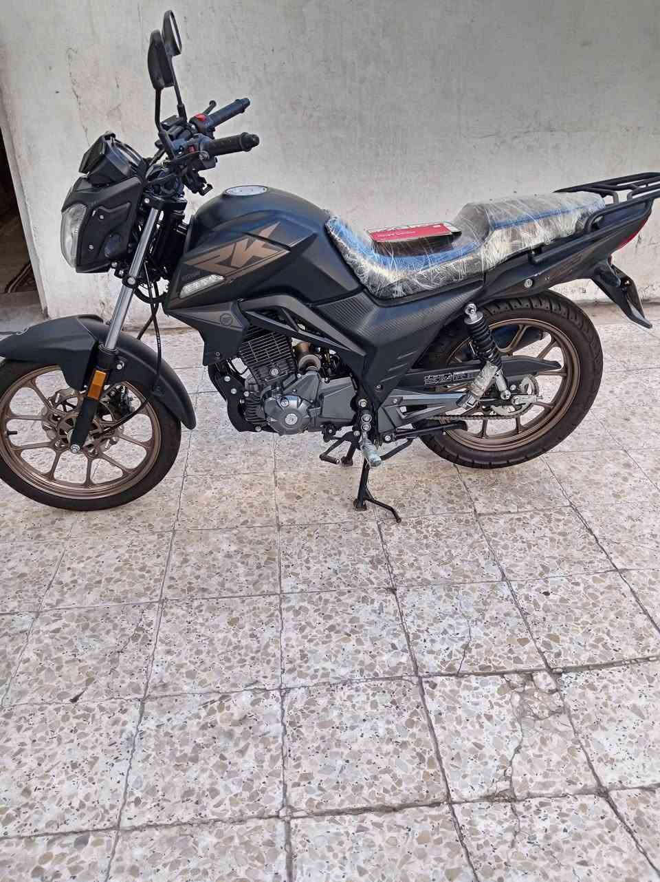 دراجه للبيه موديل 2025نوع RKمحرك 200ccرقم اربيل كفاله عامه دراجه بعدها جديدة تفيد للدلفريه او استعمال خاص مكاني بغداد البياع المراسله على الصفحه


**إذا كنت صاحب هذا الإعلان وتريد حذفه لأي سبب، رجاءا أرسل رسالة إلى الدعم الفني**