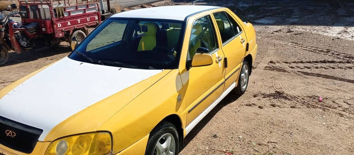 السلام عليكم كوين 11 للبيع نضافة خير من الله هزة جديدة رقم انكليزي مصفرة هيئة وغرامة سيارة خير من الله مال بيت كير عادي محرك وكير مكفولات سيارة خارج وداخل نضيفة لايت زنون شاشة  السعر 34  بيهة مجال حك الجية العنوان ديالى الغالبية سيف سعد ***********
