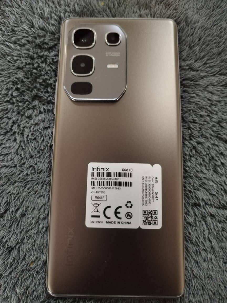 انفنكس نوت 50 اس فايف جي الجديد ذاكرة 256 معالج ببجي 90 فريم مواصفات راقية صار ٢٠ يوم من ماخذه غراض كاملة السعر 250 الف مكاني بغداد الغزاليه ***********
