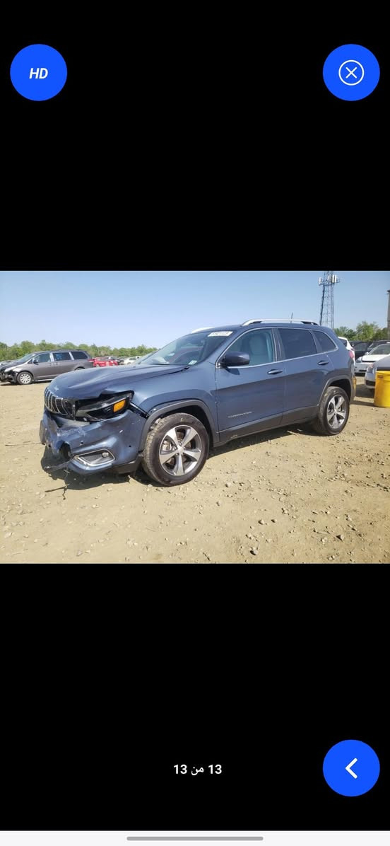 موديل ٢١ لمتد
فول مواصفات كشنات ابيض على بيجي بانوراما 

٦ سلندر 

السيارة بيها هواي مواصفات رقم اربيل مكانها بالبصرة

السعر 185$ وبيها مجال 
للاتصال على الرقم ***********
