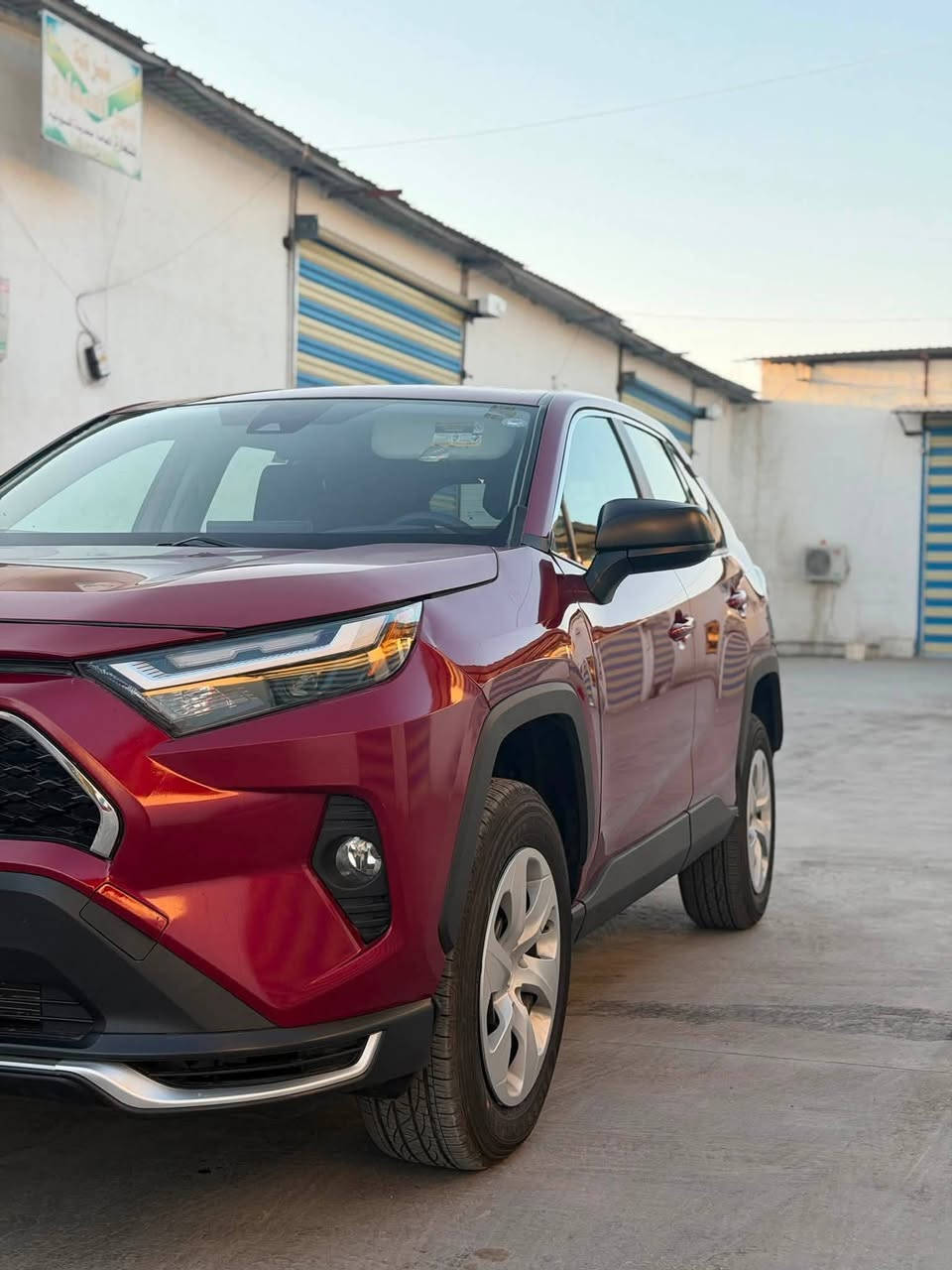 راف فور لون لحمر مميز
RAV 4  (2025)

سياره زيرو بعدها دخول جديد 
عداد مشي : 4 الف كيلو 
تحويل مباشر السياره 

مواصفات سياره 
قطعتين تبريد 
اطفاء ذاتي اقتصادي 
مودات متعدده ايكو وسبورت ونورمال 
سايد بريك اوتو دكمه 
تحكمات ستيرن
رادار 
شاشه حجم كبير 
كامره خلفيه 

سياره جاهزه بدون نقص
حادثها قطعتين جاملغ وبنيد صبغ سطحيات 

عنوان : بغداد الدورة 
السعر : 193
استفسار :***********
