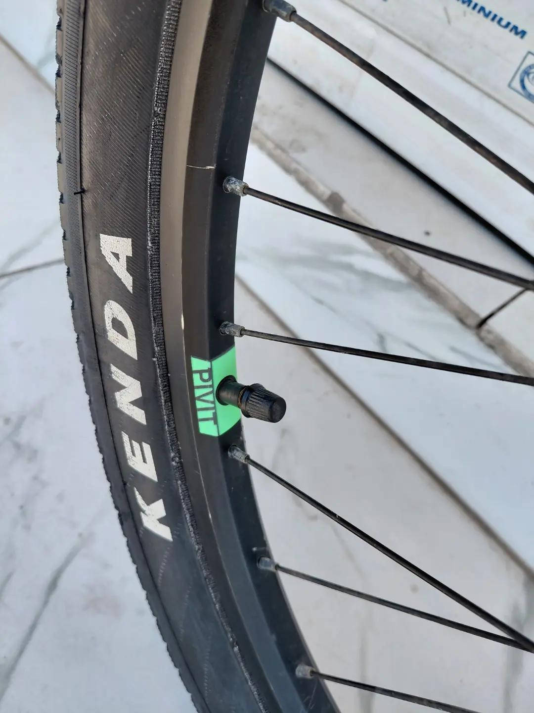 HARO حجم 24 فول المنيوم دراجة مميزة واحترافية 7 سرعات من SHIMANO السعر 215 الف شامل التوصيل    ✈يوجد توصيل لجميع المحافضات ✈ كركوك مدخل سايدين حي الاسرى والمفقودين  معرض ابو شيفان ( *********** )
