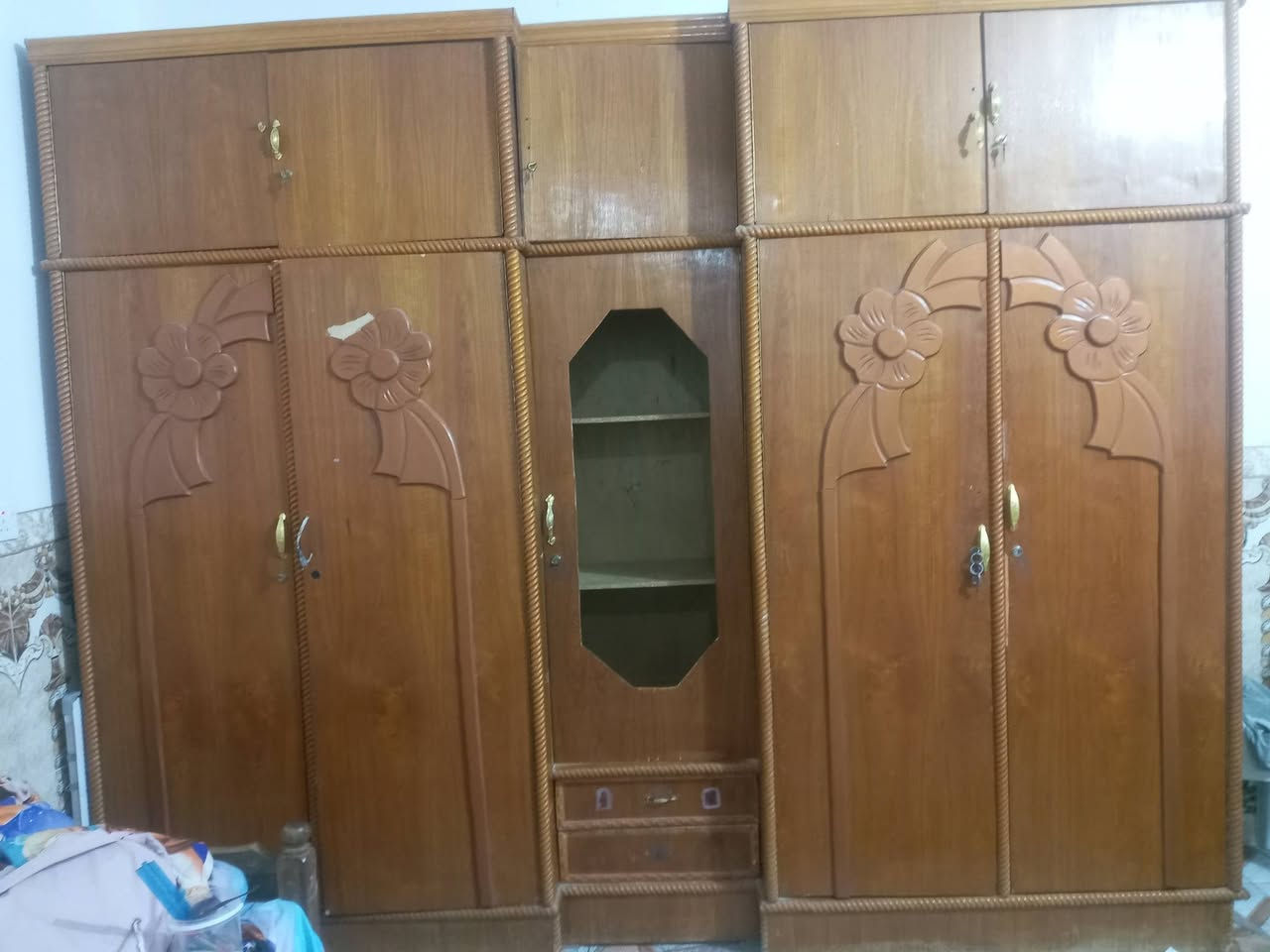 السلام عليكم  غراض  مستعملة للبيع الكنتور ٢٥٠ والميز والكراسي مع تلبيسة الكراسي ٦٠ الف


**إذا كنت صاحب هذا الإعلان وتريد حذفه لأي سبب، رجاءا أرسل رسالة إلى الدعم الفني**