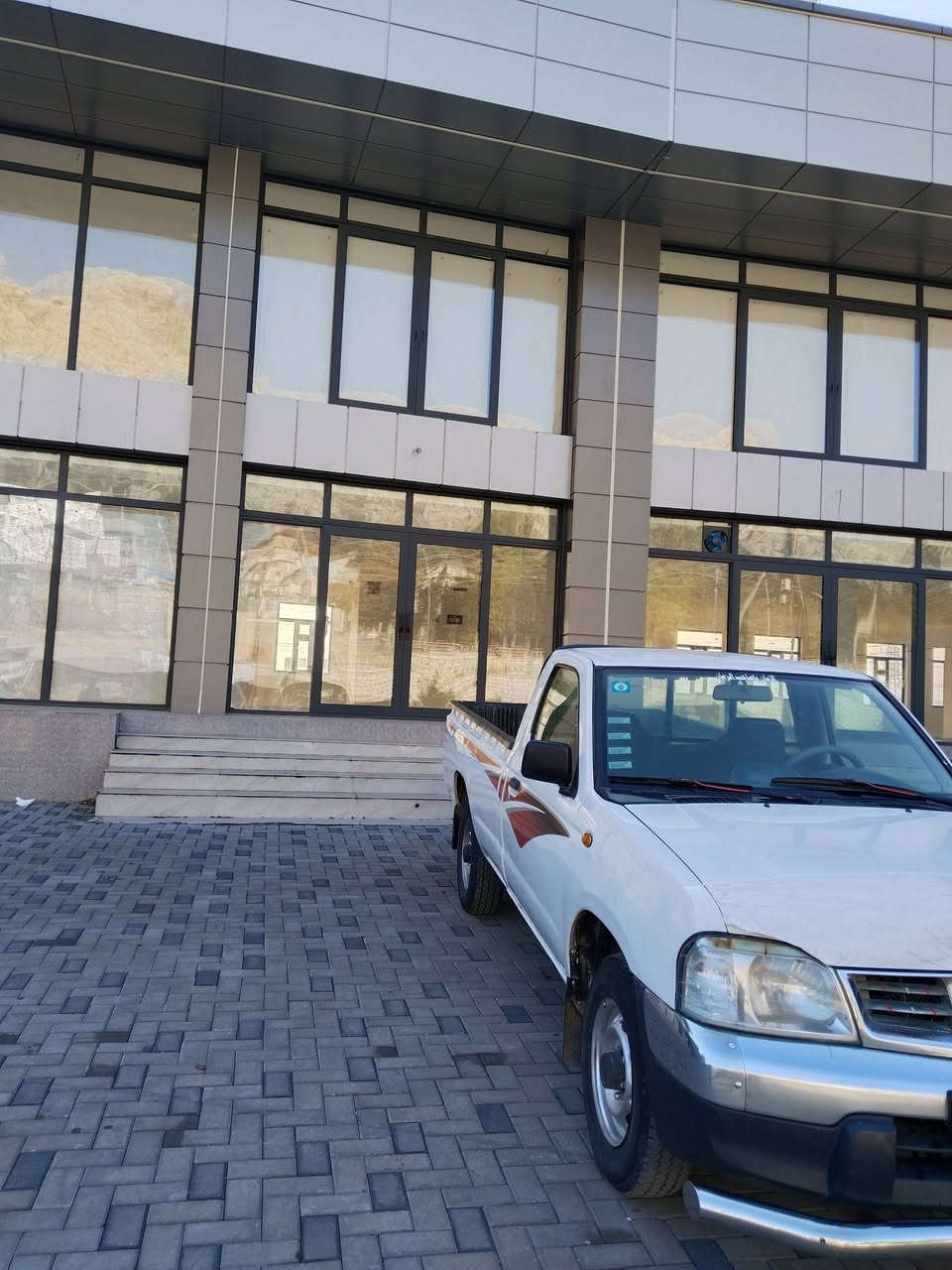 نیسان پیکاب  مۆدیل ۲۰۰٦
مەکینە بەخاخ کامل مەسرەف کراو 
 بێ دەعمو لێدراوی پێشو پشتی زەربەی  نییە
  هەموو گیانی بەشەرتی ۱۰۰ فیتەر 
بێ بۆیاخ بەس تەنها کارت کاری هەیە 
٤ تایەو ویلی لۆکی لەسەرە
سەنەوی هەتا ۲۰۲۹ تازەیە 
تەحویلو غەرامەی بەشەرت 
سعری ۹۷ گەڵاو مەجال 
شوێن سەیدسادق 
***********
***********
جوابی کۆمێنتو نامە نادەمەوە مشتەریت تەلەفون بکە
ئەدمین💙
