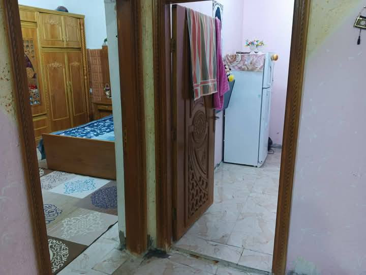 للبيع بيت 👈رقم👍 المساحة (200م)
معاملة كاملة بمنطقة حي الغدير
شارع المستشفى البناني 🇱🇧 بظهر الأربع سايدات
مباشر خلف معرض دبي للاجهزة الكهربائية 
للاتصال والاستفسار اتصال او واتساب
***********
