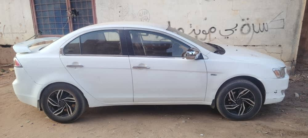 🔰〰️〰️ أبومسلم للسيارات 〰️〰️🔰 ♻️0919603131...0114815060♻️
✅       ❤️ مكان المعاينه #الخرطوم ❤️
✅  لانسر قرش 2016شاااذه مكنه صغيره
✅  تحكمات دركوسون تكييف تلجه🥶🥶
✅ لساتك جديده  صالون مرتب بهيه شركه
✅  الخرطوم جديد خ5 ساري
✅ #السعر_علق_تم #عموله_600الف_من_المشتري
✅ نستقبل عروض عربات للبيع


**إذا كنت صاحب هذا الإعلان وتريد حذفه لأي سبب، رجاءا أرسل رسالة إلى الدعم الفني**
