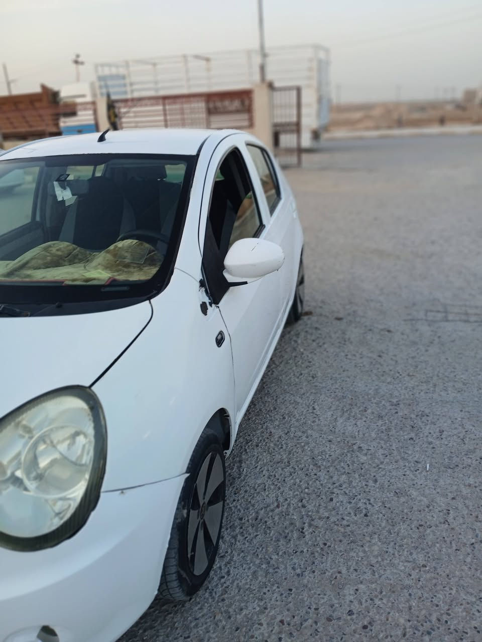 السلام عليكم 
باندا 🐼 2016 جاهزه من كلشي مكينه كير ياباني 
تبريد ثلج تخم تاير كهربيات غرفته نظيفه بيه صبغات 
رقم واسط نكليزي بسم بنيه .. مكاني كوت 
***********
