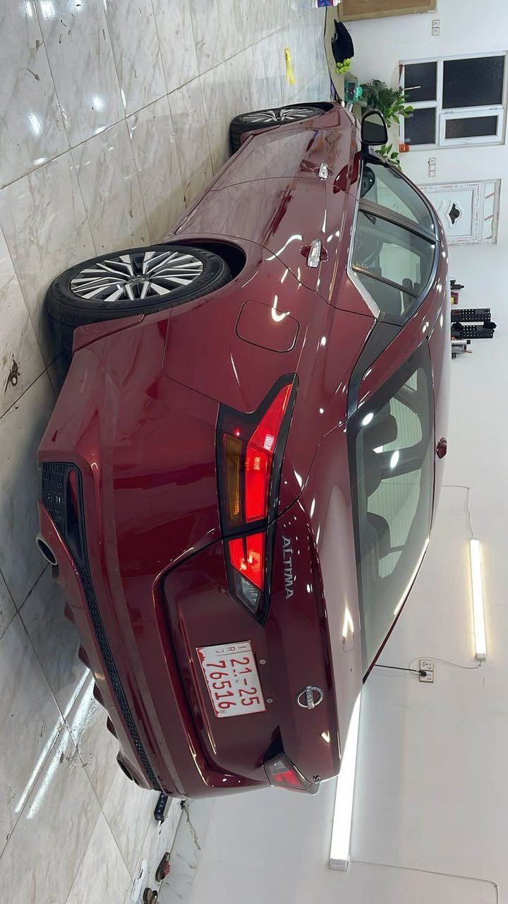 NISSAN ALTIMA
SV plas
موديل 2024 
ماشية 12 الف ميل 
مواصفات 
سلايت 
شاشة ايباد 
واير ليس شحن  
ضرر فقط بونيد بدون ارباك 

السعر 175 
***********
*********** كركوك, العراق
