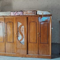 غرفة • نظيفه • مستعملة شهرين