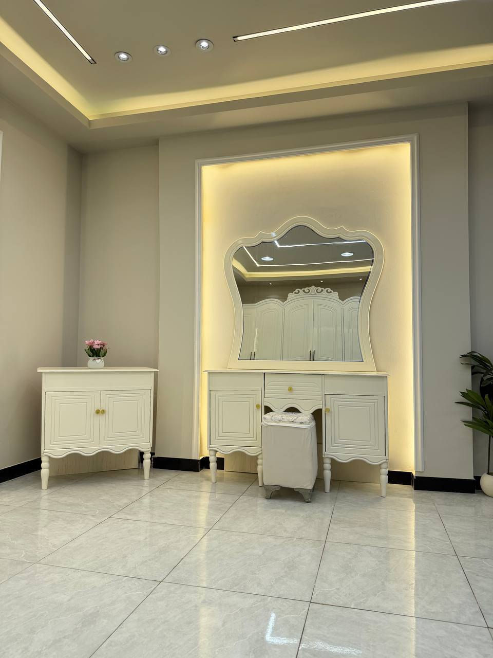 خصومات العيد لحگو 🔥🔥😁
السلام عليكم خصومات العيد بأسعار جدا مناسبه غرفه بيضه موديل تركي شغل عراقي درجه اولى مع توصيل وشد لكل محافظات العراق على شرط الفحص قبل الاستلام والشد...
غرفه موديل تركي شغل عراقي درجه اولى صاج خارج وداخل 

تتكون الغرفه من 
كنتور سته باب
زاويه 
جربايه
ميز مرايا 
ميز جزامه
شازلون ...
طابوريه ....
شازلون وطابوريه حسب الطلب 

بسعر جدا مناسب 💸😁
للاستفسار اكثر المراسله على الخاص سكرين للمنشور ودللو ⬇️⬇️⬇️⬇️⬇️⬇️⬇️⬇️⬇️⬇️⬇️⬇️⬇️⬇️⬇️⬇️


**إذا كنت صاحب هذا الإعلان وتريد حذفه لأي سبب، رجاءا أرسل رسالة إلى الدعم الفني**