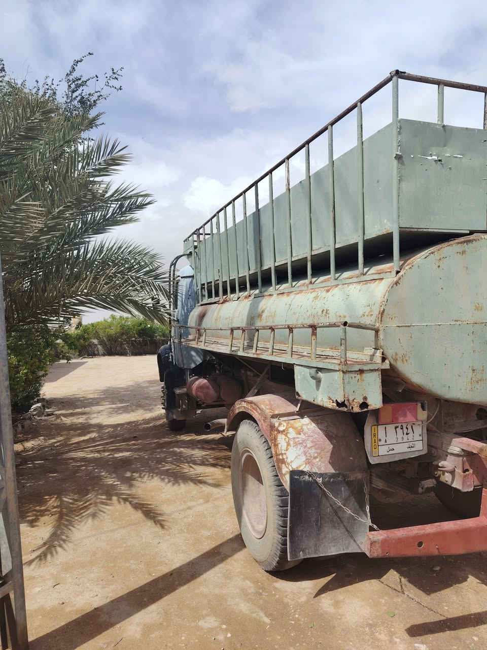 السلام عليكم ابوردين مديل 80 محرك كير شاصي مكفول رقم نجف سنويه 28 بسمي مكان كربلا استفسار ***********
