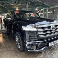 🤍 لاندكروز VX لمتد تون تيربو فول موصفات 1/1 2024 وكاله SAS ✅ اعلى موصف...