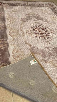 سجاد • نضيفات • استعمال قليل