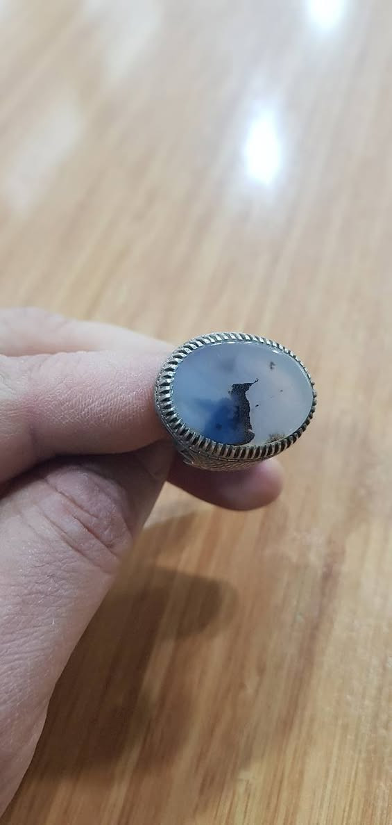 للبيع محبس عقيق مصور قطعه نادره   ...  واتساب ***********
