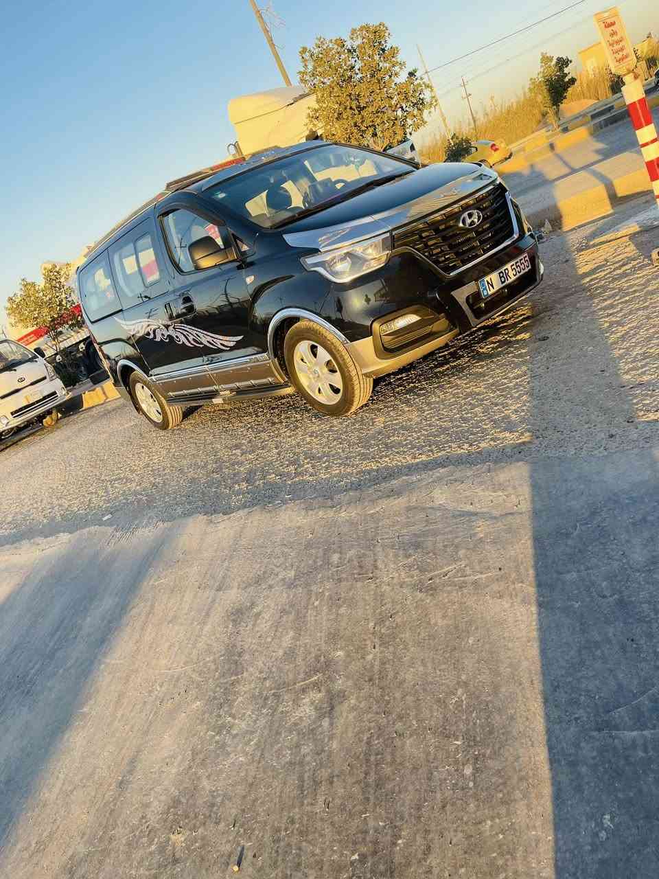 سلام عليكم ستاركس فان فان مديل ٢١ كفاله عامه رقم بغداد سنويه ٢٨ العنوان دوانيه ناحيت شافعيه لون سياره بيذنجاني وليسه اسود ***********
