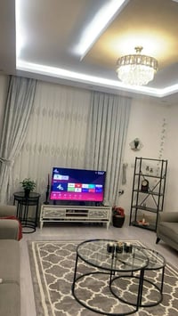 ايجارات • يومية • شموخ مهيدية