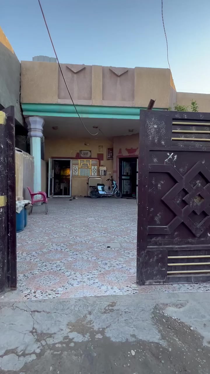 #للبيع 
السعر :70مليون  قابل للتفاوض
دار للبيع زراعي سند 25،تحويل ب أسم المشتري مباشر 🏠
الموقع:محاويل حي الاسرى قرب شط المحاويل "
مساحه 200م🍁
يتكون الدار من  🏦🏦🏦🏦

استقبال 
مطبخ 
غرفة نوم 
غرفة نوم
صاله 

تتوفر فيه جميع الخدمات السكن 🏕

باقي التفاصيل موضحه في مقطع فيديو والصور 📷 

🌿🌿🌿🌿🌿🌿🌿🌿🌿🌿🌿🌿🌿
#للإستفسار اكثر او معرفة السعر يرجى مراسلتنا او  الاتصال على الارقام التاليه او زياره #مكتب #عقارات #اراضي #المحاويل الكائن في قضاء المحاويل حي ١٧ قرب #مقهى الصياد القديم
***********/ ***********/ ابواسد
