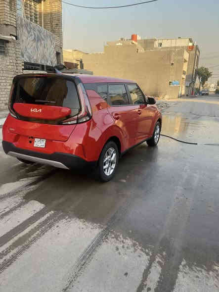 كيا صول موديل 2025وراد امريكي (كلين تايتل)مكفولة من الداعاميه لداعمية 
دخول جديد بدون رقم تترقم جميع محافظات العراق 
سياره ويل كب
رادارات جانبيه 
تحديد مسار 
نص موصفات 
ماشيه 13الف 
مكاني بغداد الدورة قرب كلية الهادي 
***********
السعر 160وبيها مجال بسيط
