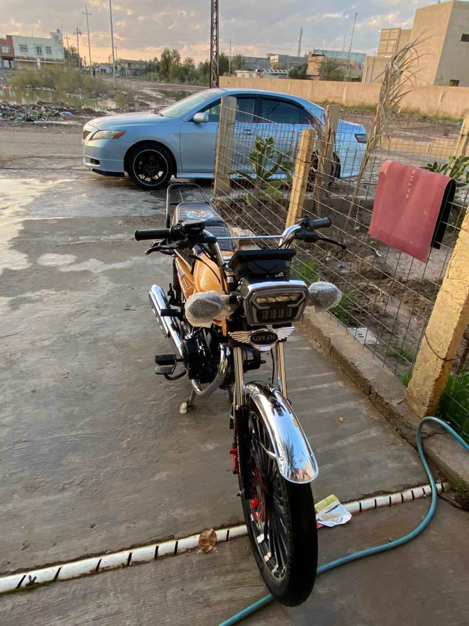 السلام عليكم
دراجه سيفان سولنك ابو الختم موديل 2025 
دراجه جديده كلش مماشيه هواي نضيفه
مكفوله من كلشي مكينه تخبل شلعه ومعدل 
ترايك وين مايعجبك 
مكانها ديالى 
التواصل 

***********
