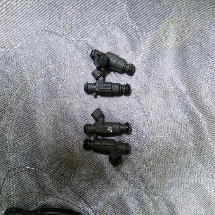 متوفر حساسات صلنصه مال كصه عدد 2سي كي 
نوزلات كصه اكسنت 
دبو اكسنت او ريو


**إذا كنت صاحب هذا الإعلان وتريد حذفه لأي سبب، رجاءا أرسل رسالة إلى الدعم الفني**