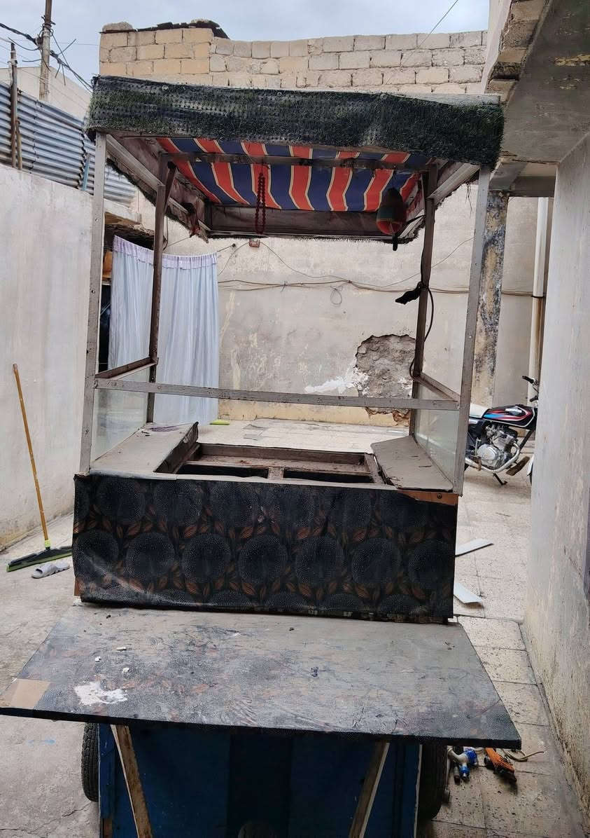 السلام عليكم عربانه مال فنكر للبيع عراضه كام فقط متروكه الرادله ترتيب سعر 250  العنوان موصل جانب الايمن التواصل على الرقم ***********
