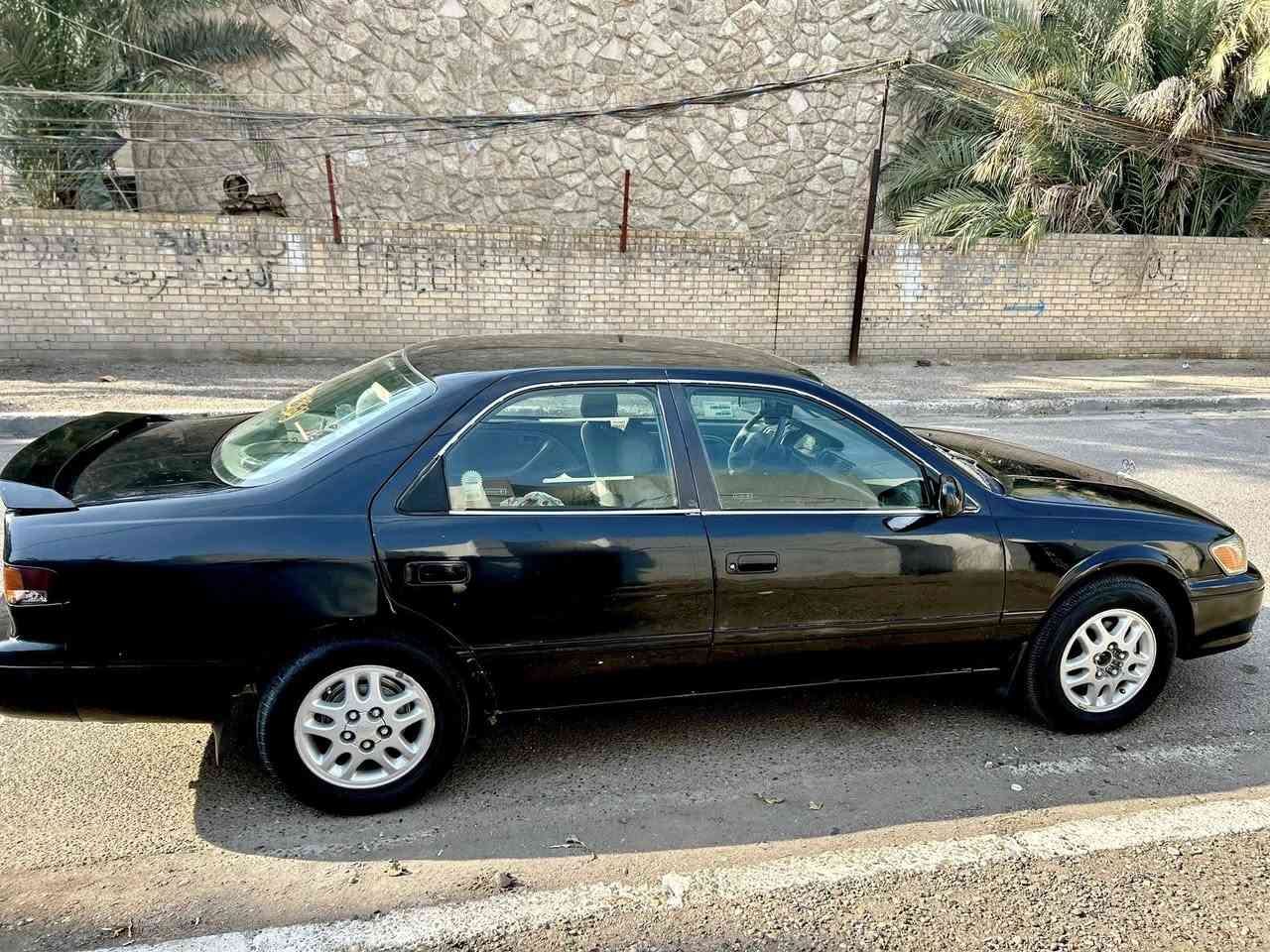 كامري 2001 لون اسود ، وارد امريكي ، رقم بغداد انكليزي بأسمي 
📌نصبة حلوة رئاسية🇯🇵
📌 مكينة 2200 ابو الكف ، 4 سلندر 
📌 كفالة عامة مكينة ، گير ،  شواصي ، لغود ، تكم 
📌مصبوغة عام جمالية
📌ضربتها خفيفة جاملغ خلفي 
📌سويتلها ادامة كاملة على ايدي قبل اسبوع وصدر امامي جديد سويته كله اصلي مو تجاري 
📌غرفتها حلوة نظيفة ما ناقصها شي 

📌السعر 82 ورقة 💵 وبيها مجال

📍مكاني / بغداد 
***********
